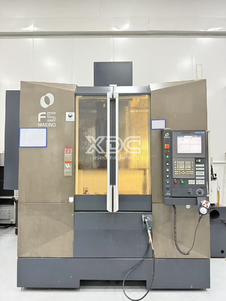 Used Makino F5 Vertical Machining Center