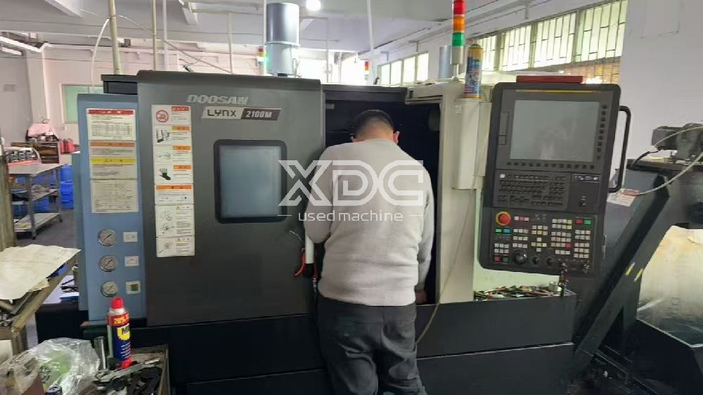 Used Doosan Turning Centre Lynx 2100M