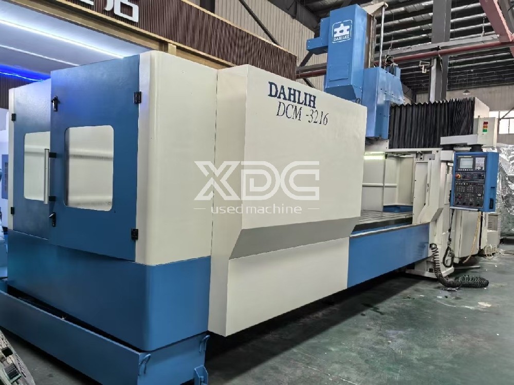 Used DCM3216 Gantry Machine