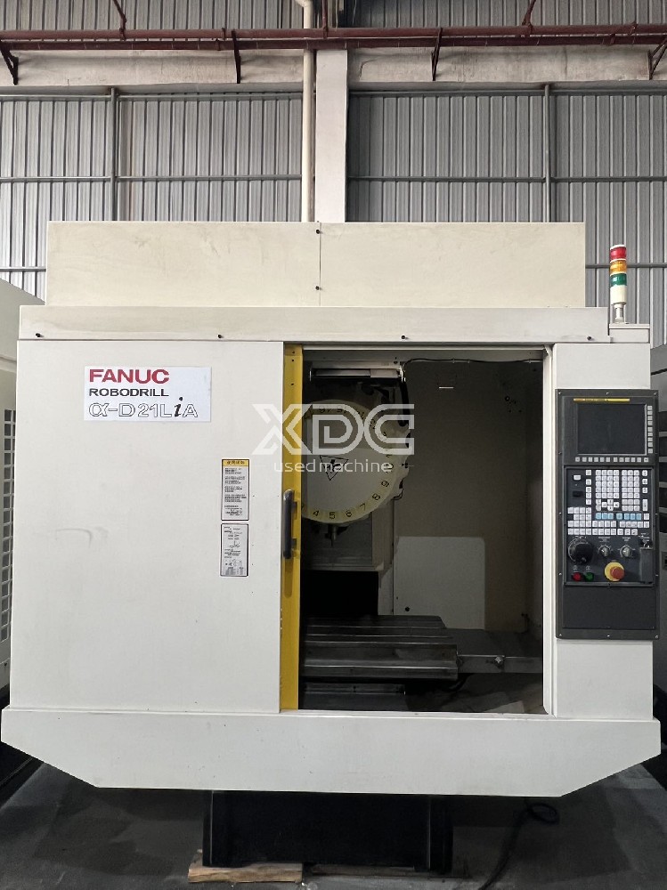 Used Fanuc D21LiA Drilling and Tapping Center