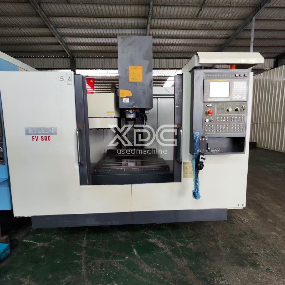 Used Taiwan FEELER 850 machining center,